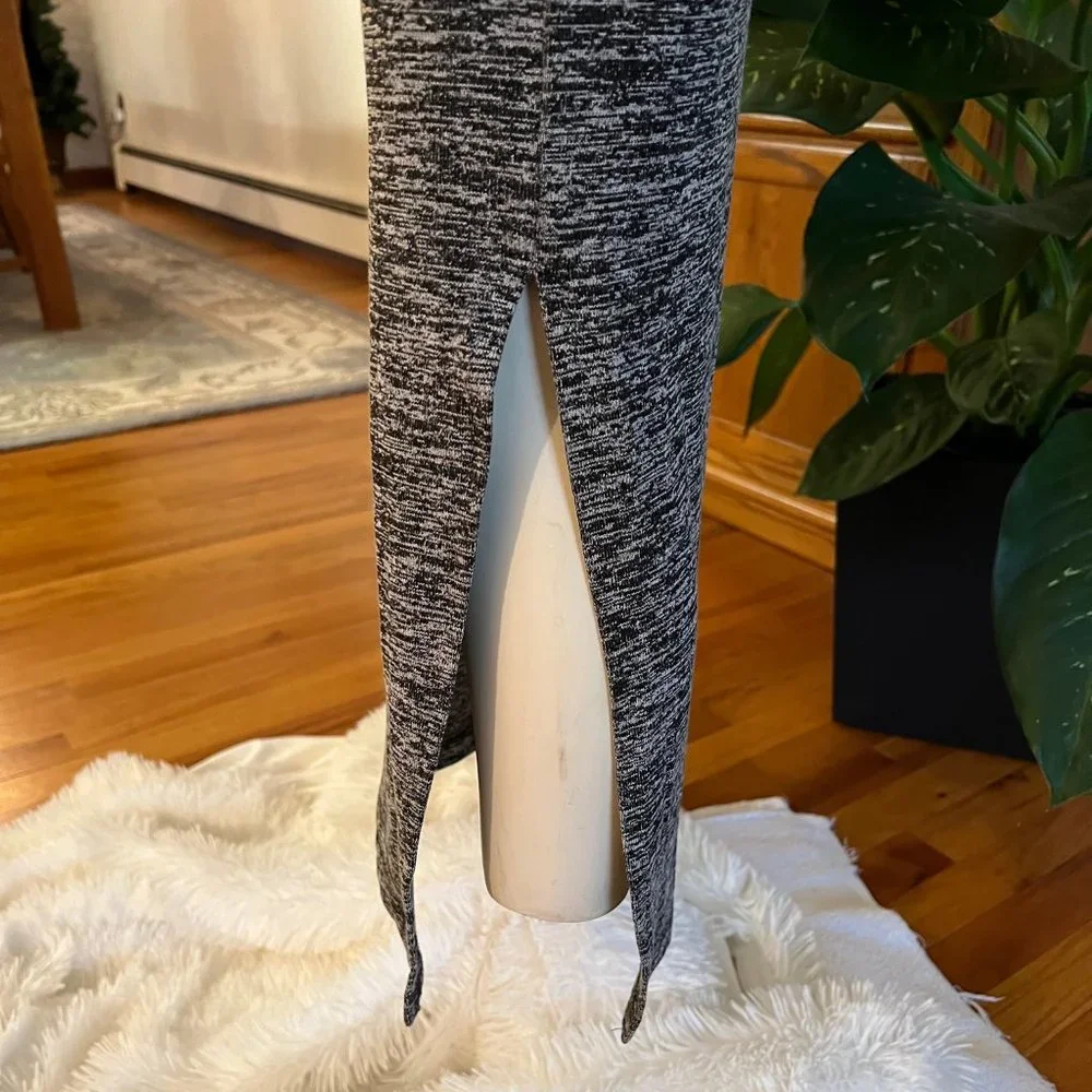 🎉HP🎉 French Connection Crew Neck Dress